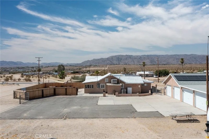 73292 Raymond Way