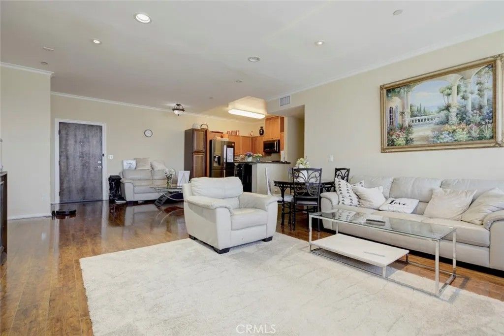 Photo of 13941 Sherman Way Boulevard #401, Van Nuys, CA 91405 (MLS # GD26065987)