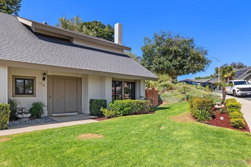 Photo of 1716 Bourke Pl, El Cajon, CA 92021 (MLS # 260011808)
