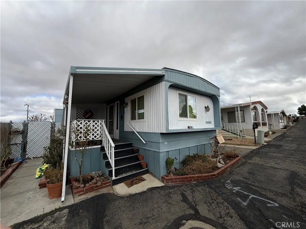 Photo of 11414 Serra Rd #57, Apple Valley, CA 92308 (MLS # HD26031593)