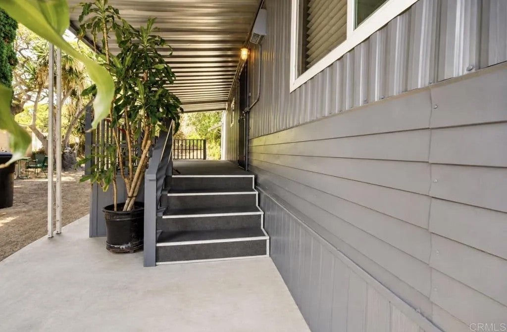 2003 Bayview Heights SPC 29