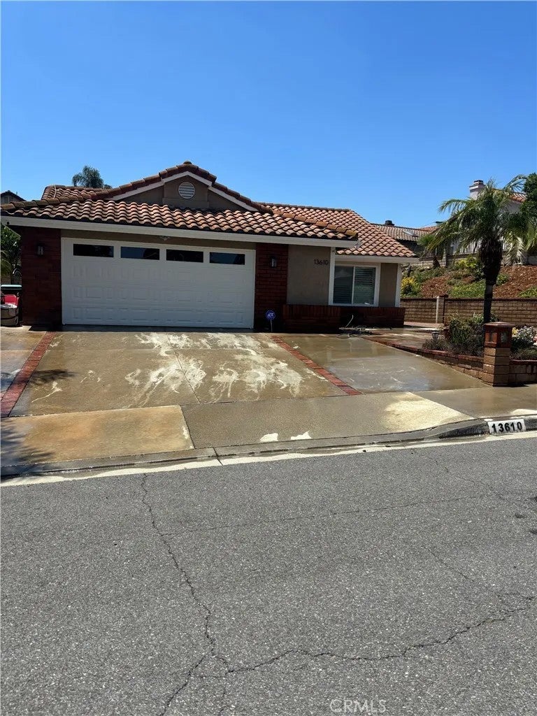 13610 Running Springs