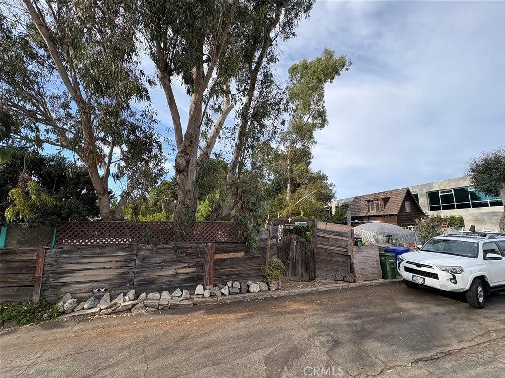 1041 Boundary