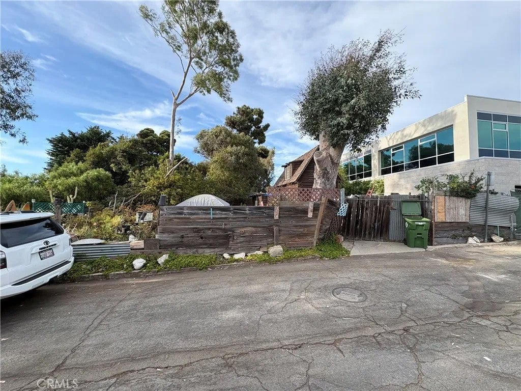 1041 Boundary