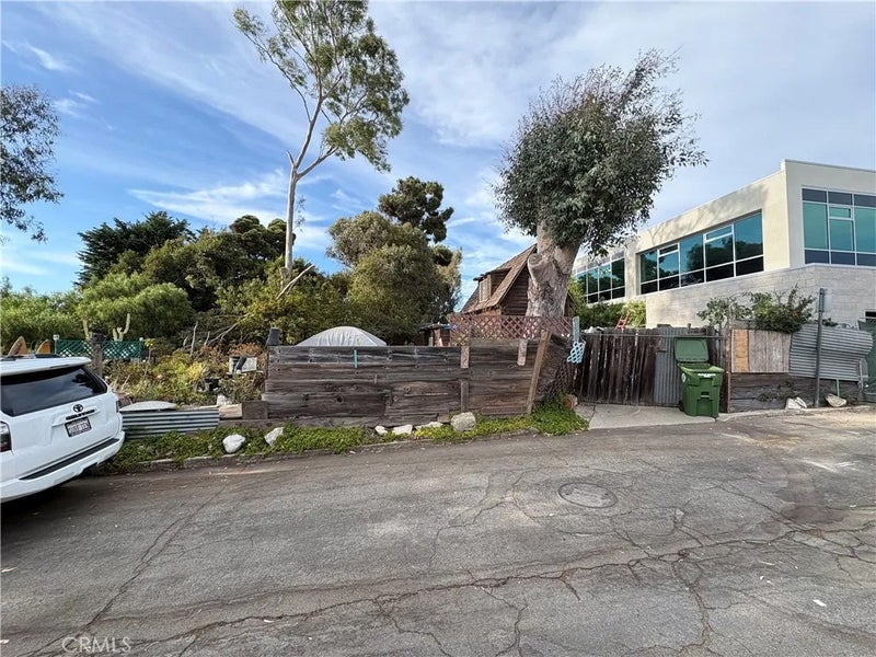 1041 Boundary