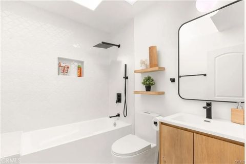 Tiny photo for 503 Oleander Dr, Los Angeles, CA 90042 (MLS # DW26071623)