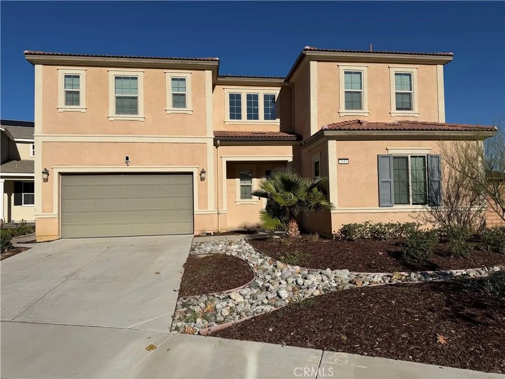 Photo of 2611 Sierra Bella Dr, Corona, CA 92882 (MLS # OC25267781)