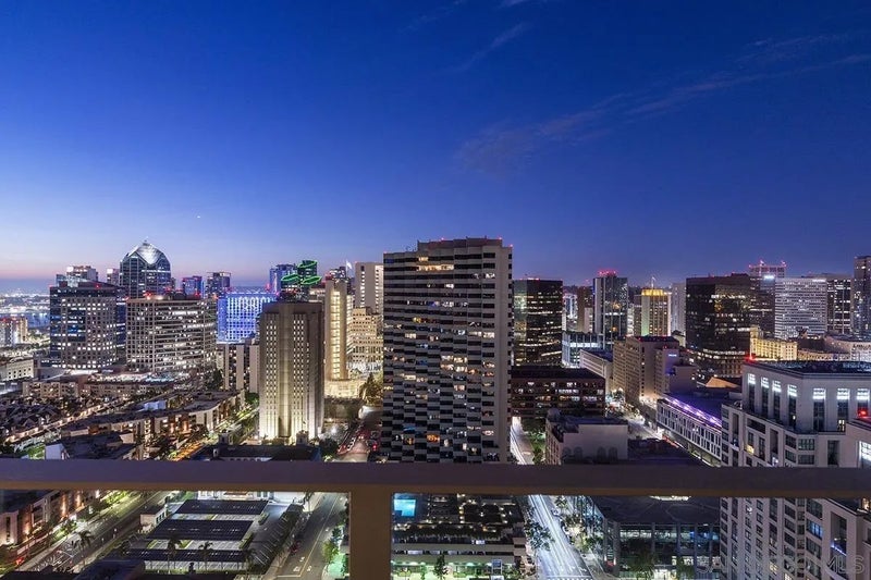 550 Front Street 2802