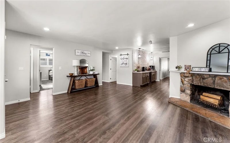 5019 Roosevelt