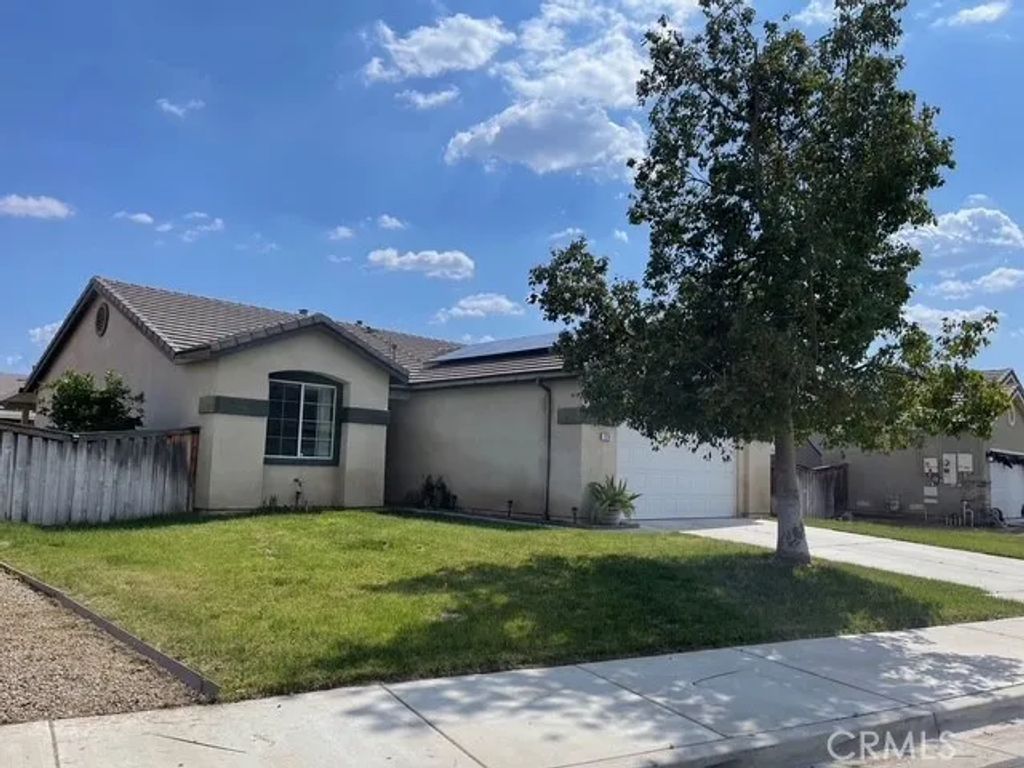 Photo of 124 Lighthouse Court, San Jacinto, CA 92583 (MLS # SW25102205)