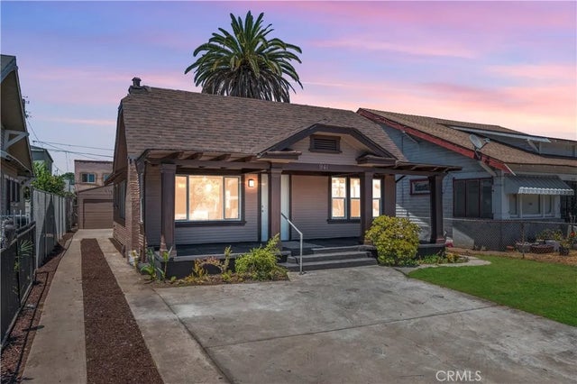 941 W 55th Street, Los Angeles