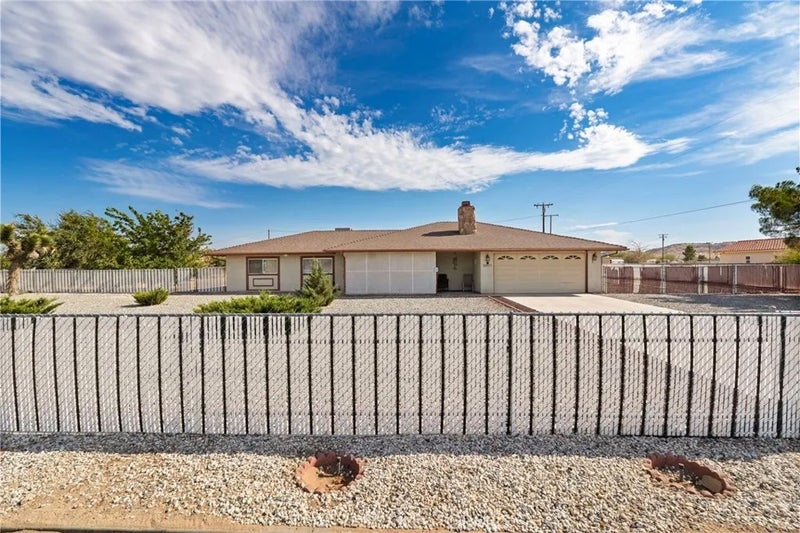 20971 Thunderbird Road