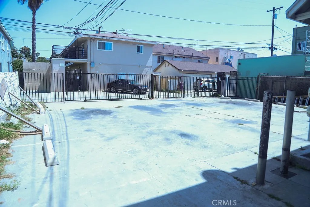 1454 Magnolia