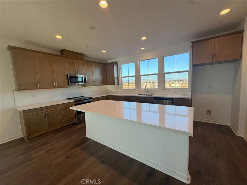 4732 South Momentum Paseo