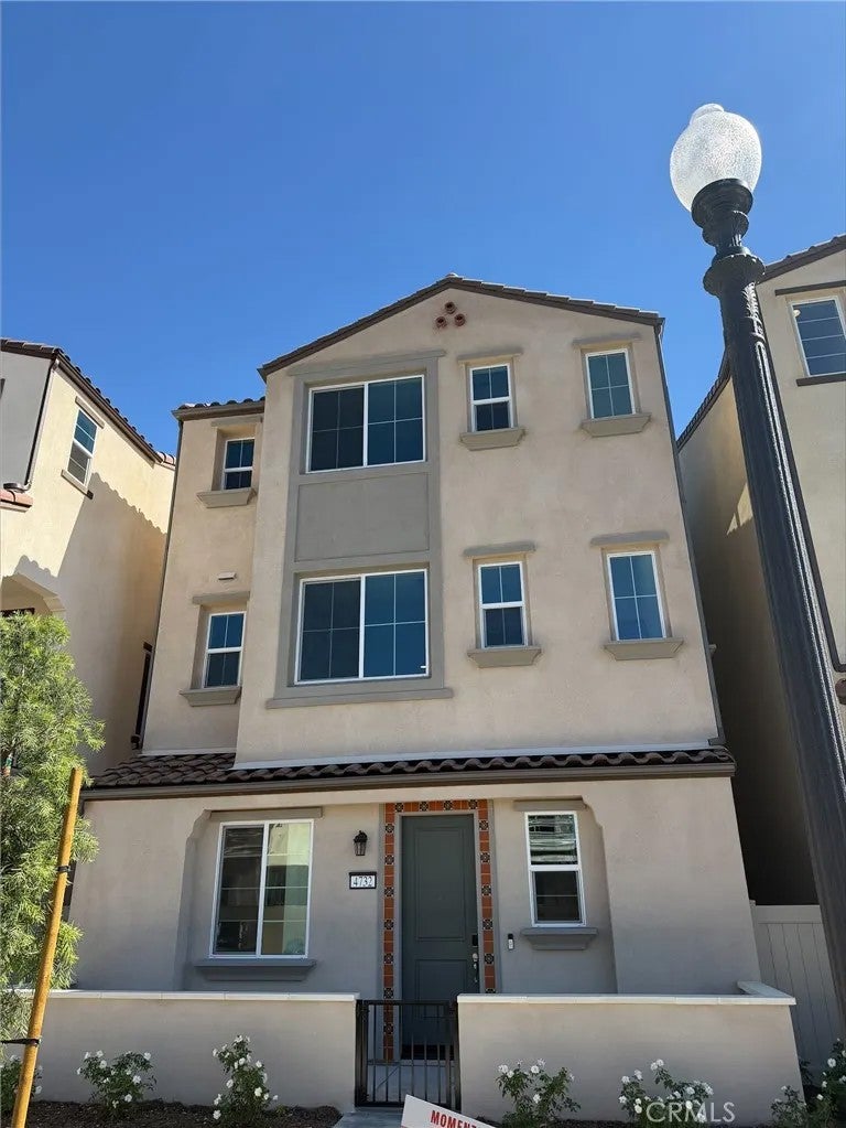 4732 South Momentum Paseo