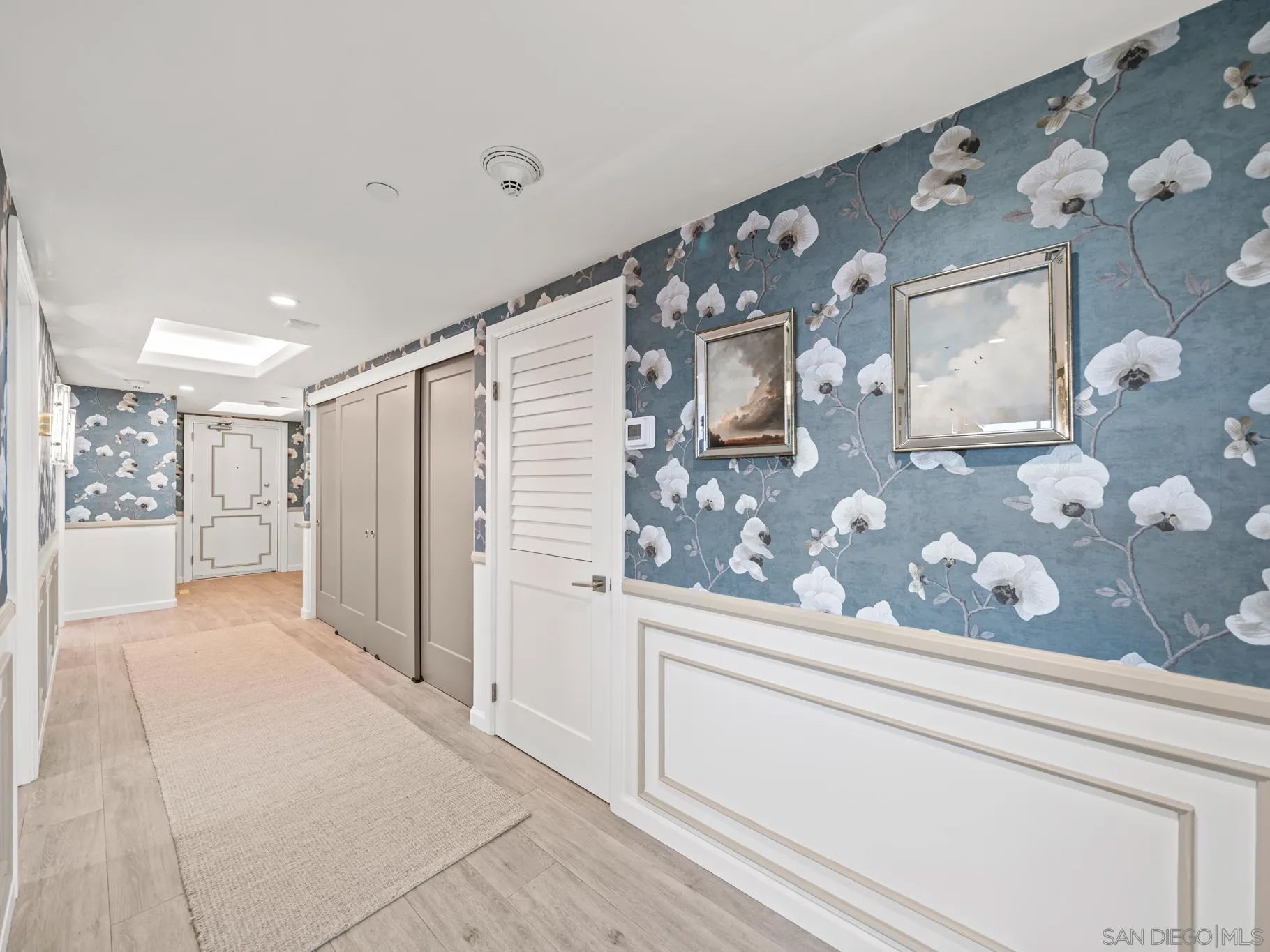 1750 Avenida Del Mundo 404