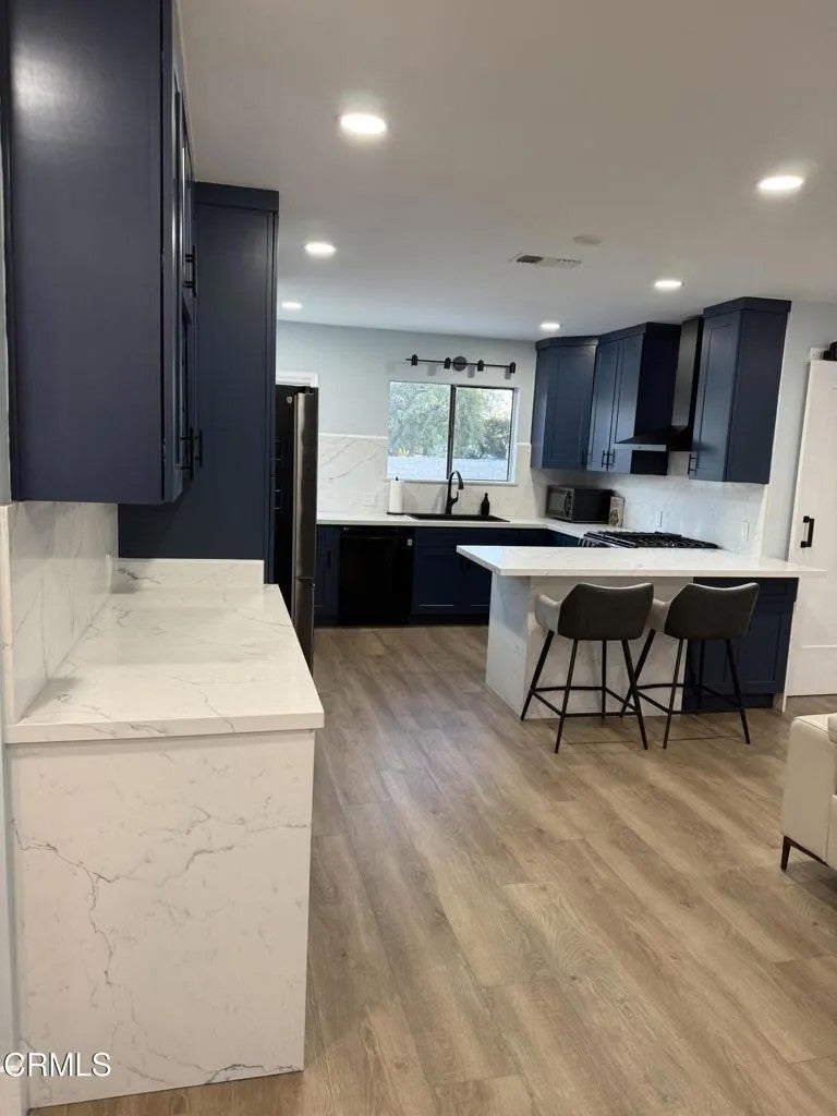 1075 Chevron Court
