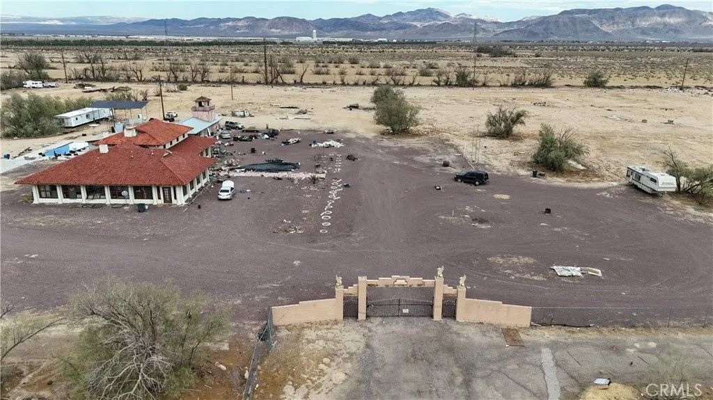 Photo of 36558 Santa Fe St, Daggett, CA 92327 (MLS # IG25267345)