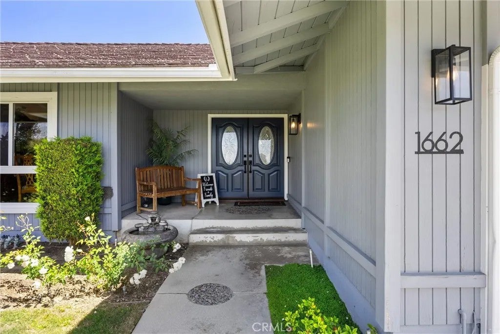 1662 Sierra Vista Drive
