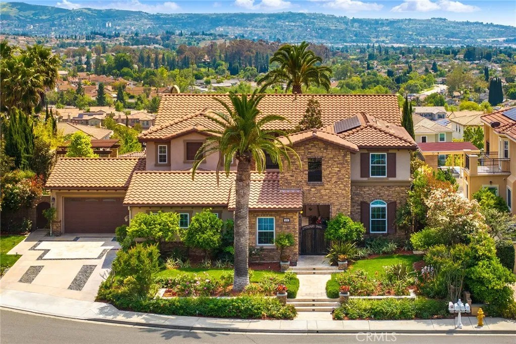 4080 Naples Court