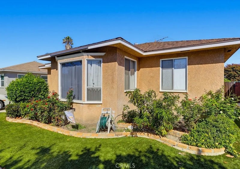 4712 Montair
