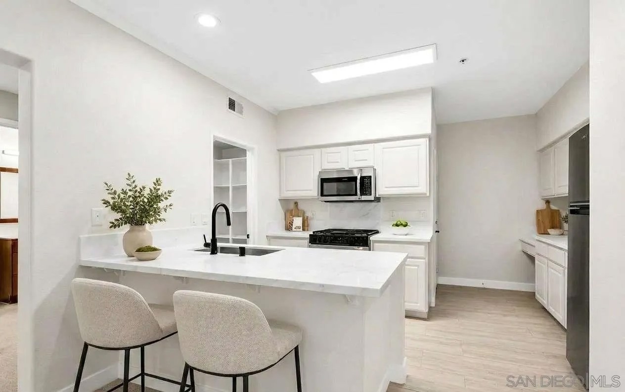 10848 Scripps Ranch Blvd 205