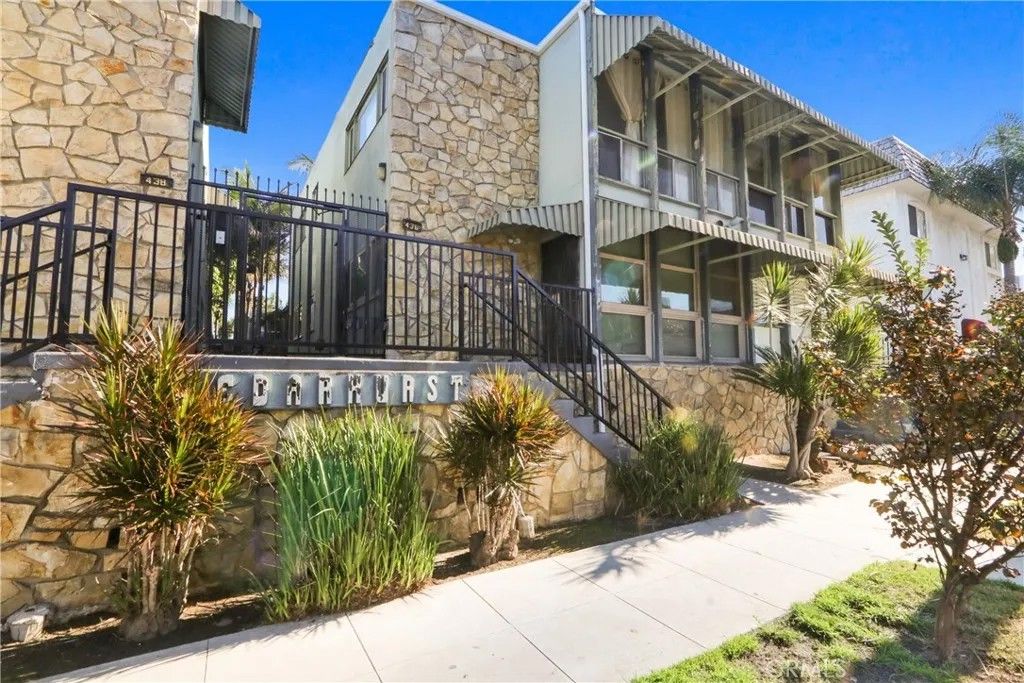 Photo of 436 Cedar Avenue #15, Long Beach, CA 90802 (MLS # RS26077449)