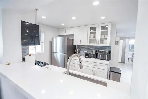 Tiny photo for 1825 W Balboa Boulevard, Newport Beach, CA 92663 (MLS # NP25247915)