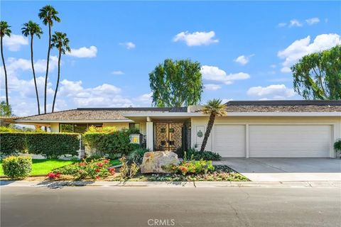 Photo of 5 Princeton Dr, Rancho Mirage, CA 92270 (MLS # OC25252368)