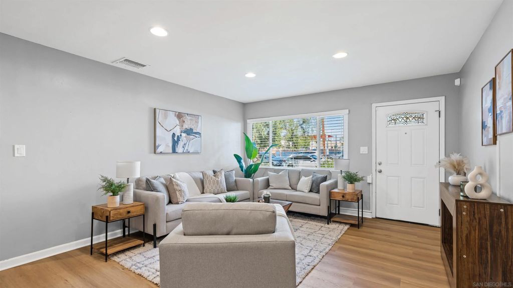 Photo of 180 Fifth Ave, Chula Vista, CA 91910 (MLS # 260008093)