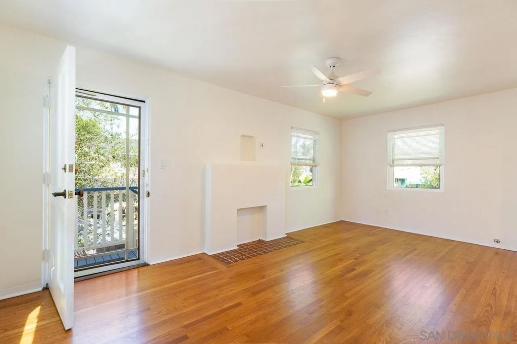 Photo of 1010 5th St, Coronado, CA 92118 (MLS # 260007101)