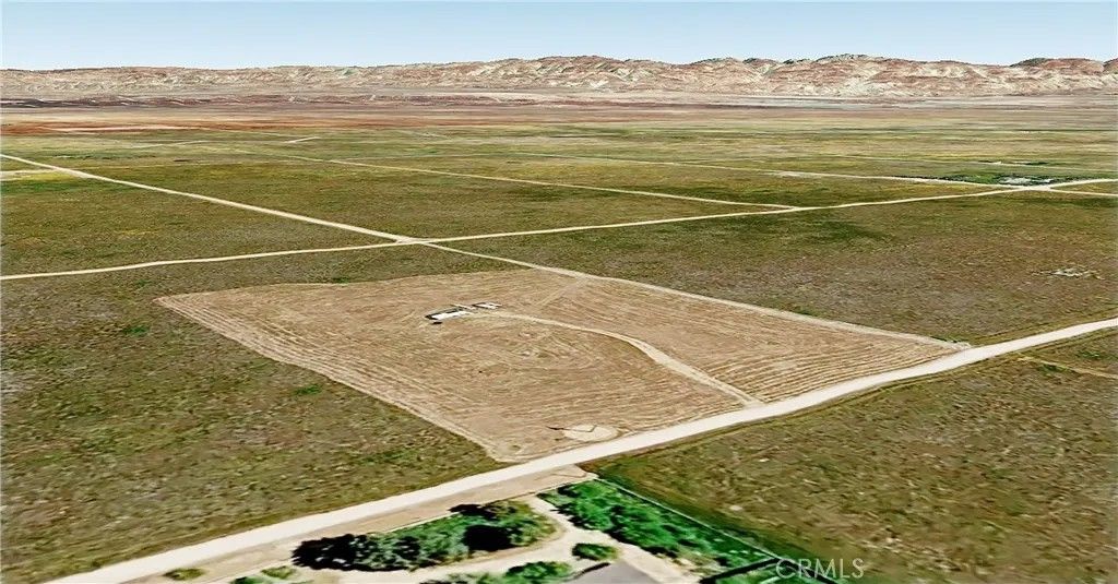 Photo of 11395 Dixon, Santa Margarita, CA 93453 (MLS # PI26089639)