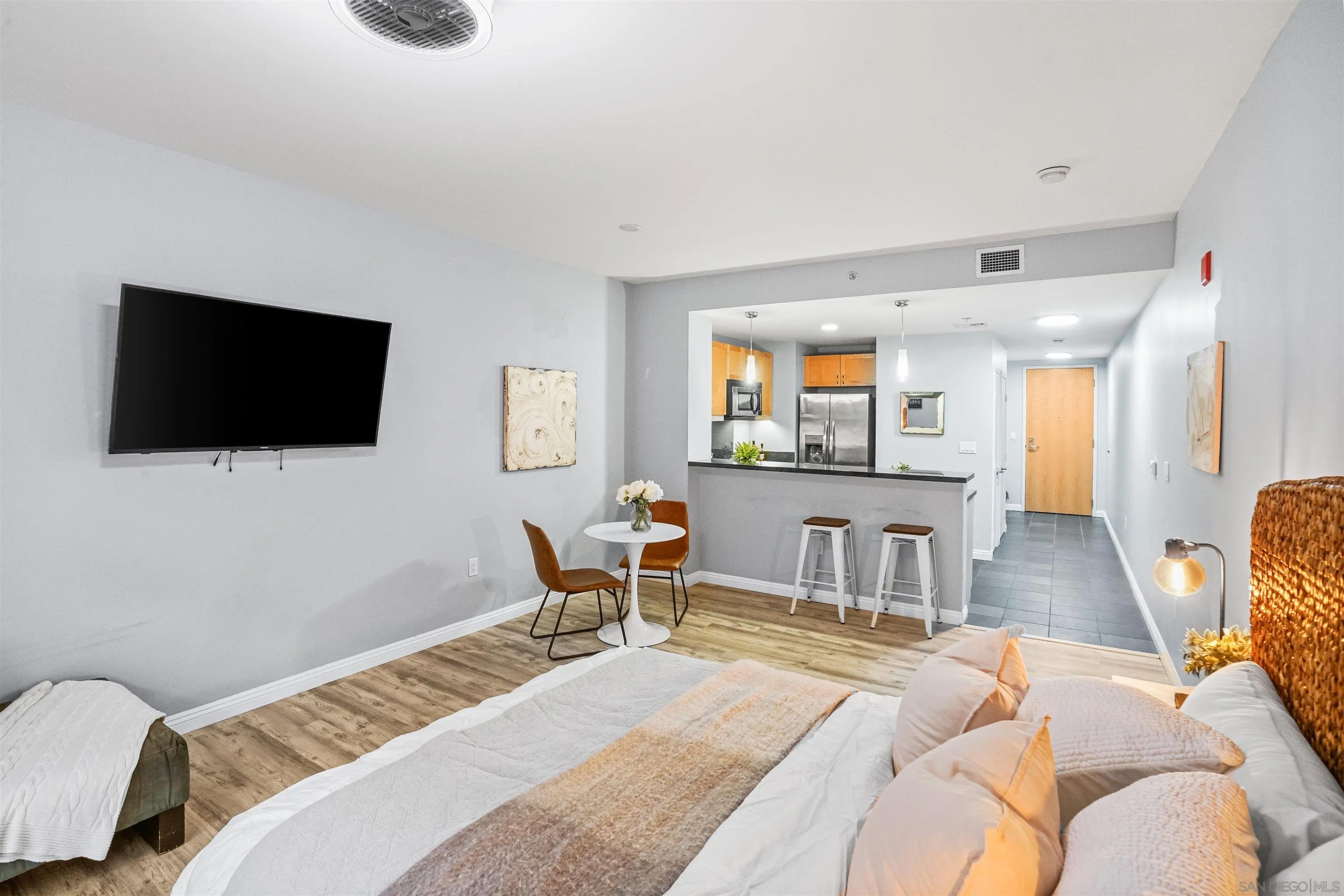 1150 J St 523