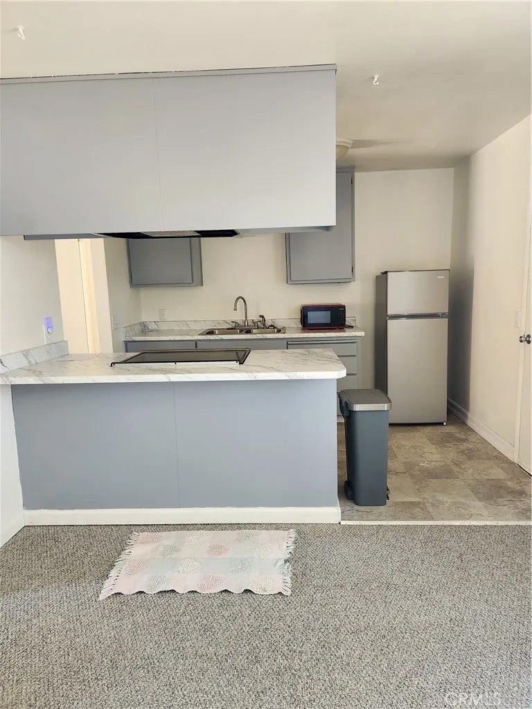3940 Mullen
