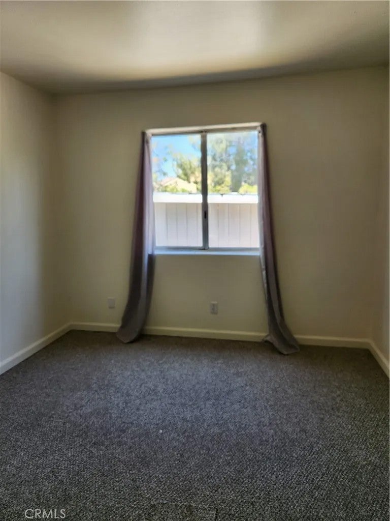 3940 Mullen