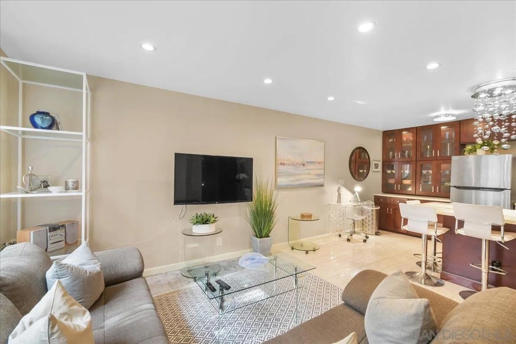 Photo of 13754 Mango Dr #123, Del Mar, CA 92014 (MLS # 260021532)
