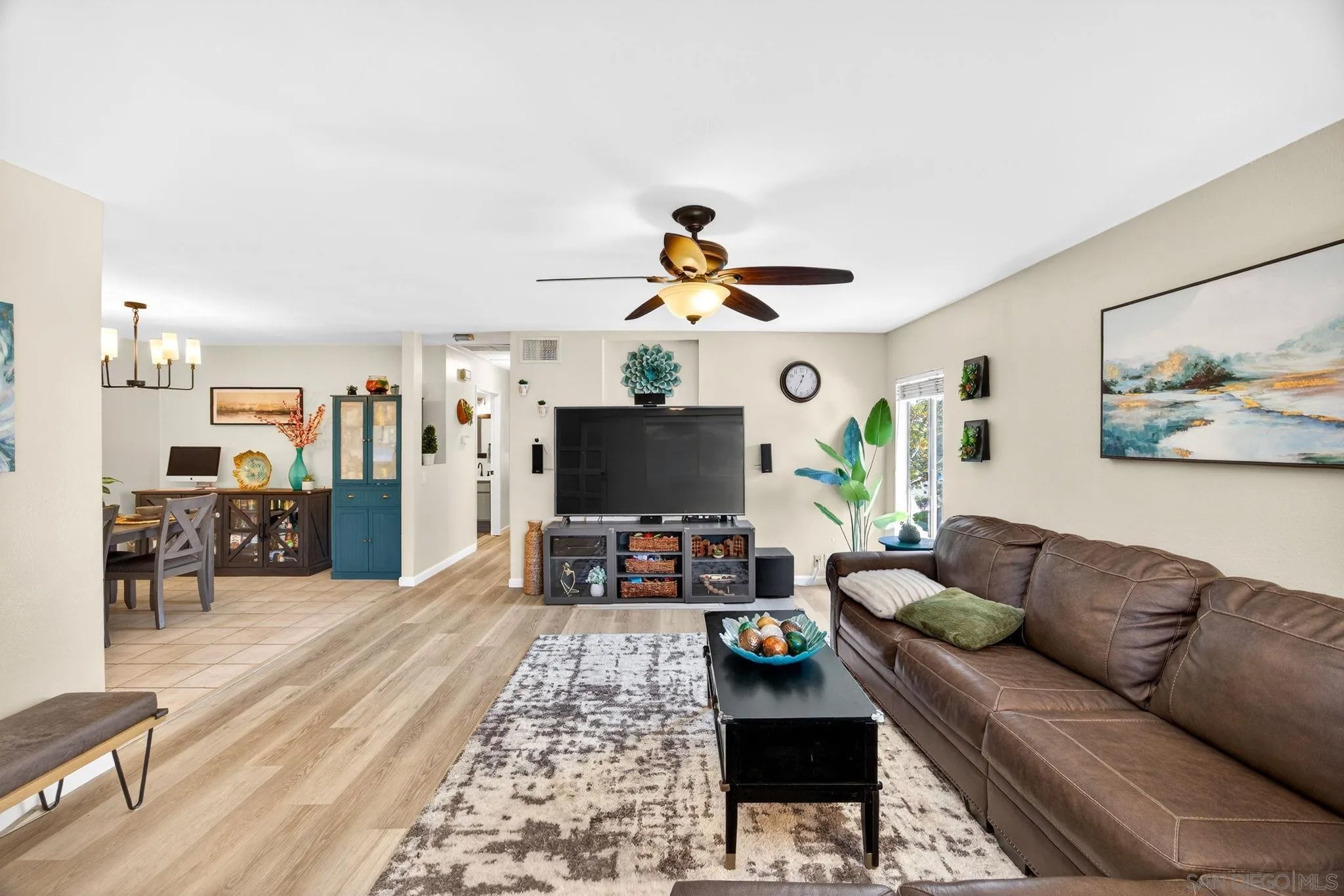 9757 Caminito Cuadro