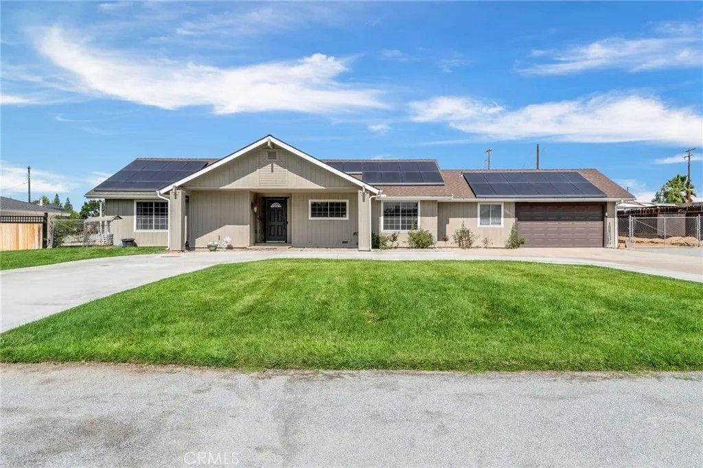 Photo of 26963 Frisco Way, Madera, CA 93638 (MLS # FR26002756)