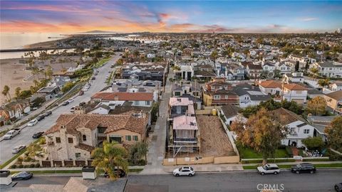 209 Narcissus Avenue Corona Del Mar CA 92625