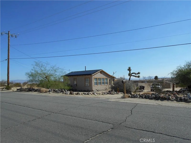 6439 Desert Knoll Avenue