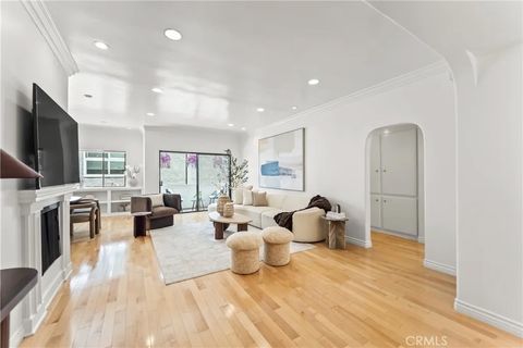 Photo of 11928 Kiowa AVE #105, Los Angeles, CA 90049 (MLS # OC26095486)
