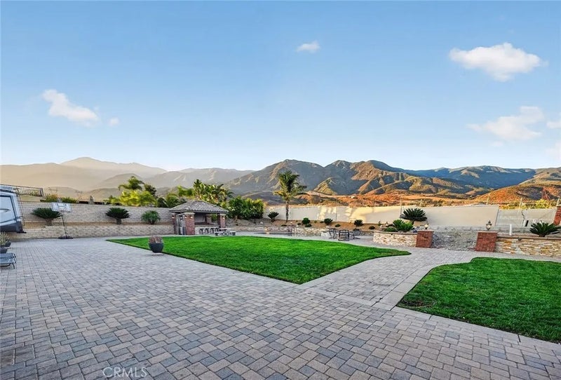 5091 Woodley Ridge
