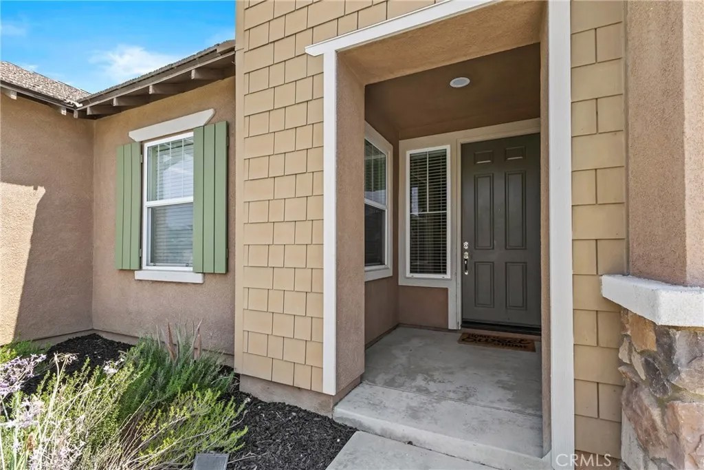 28552 Rustic Glen St.