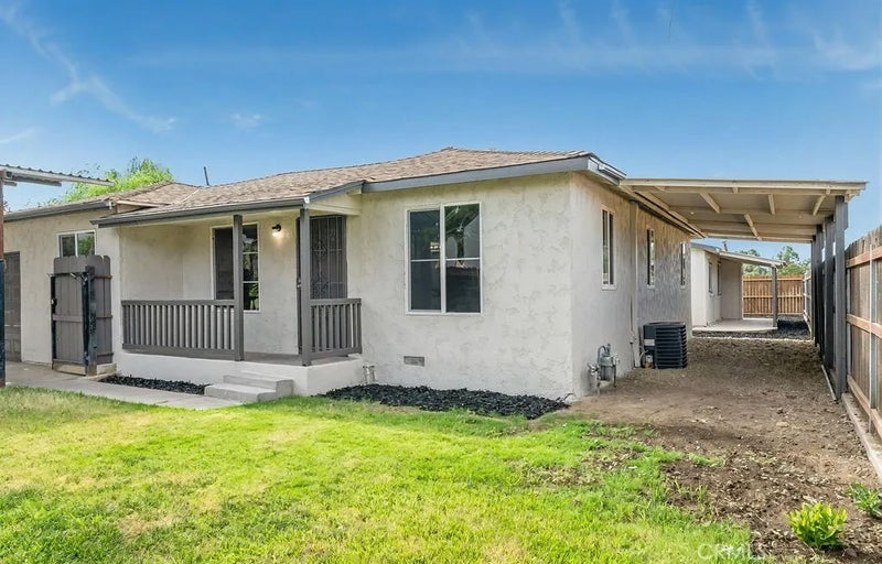 942 W Childs