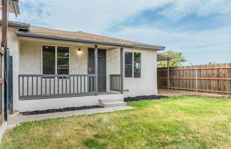 942 W Childs