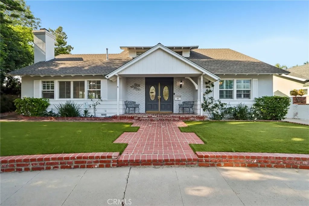 16332 Bermuda Street