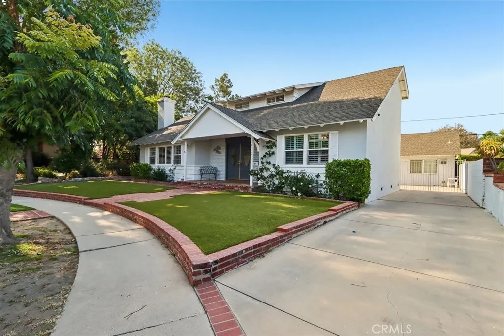 16332 Bermuda Street
