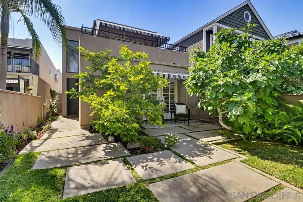 Photo of 313 I Ave, Coronado, CA 92118 (MLS # 260012575)