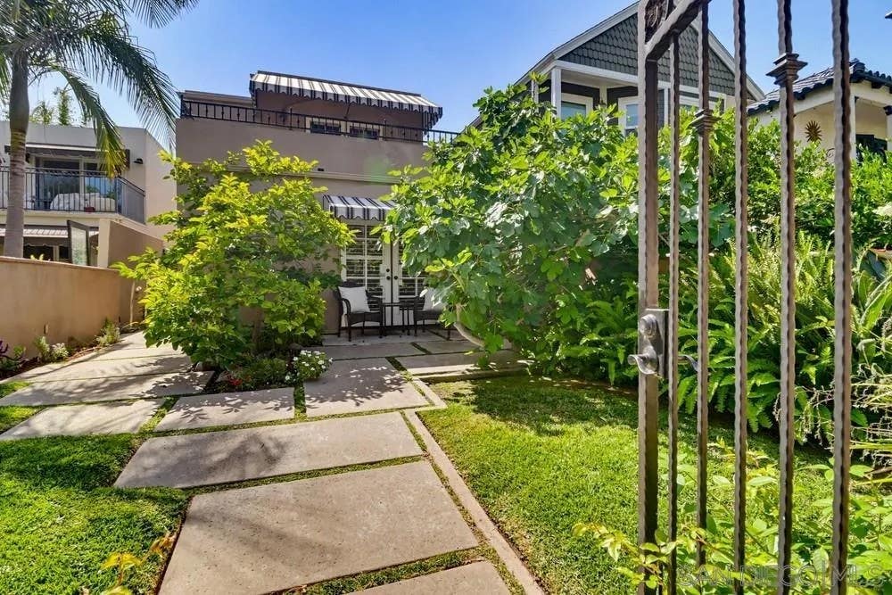 Photo of 313 I Ave, Coronado, CA 92118 (MLS # 260012575)