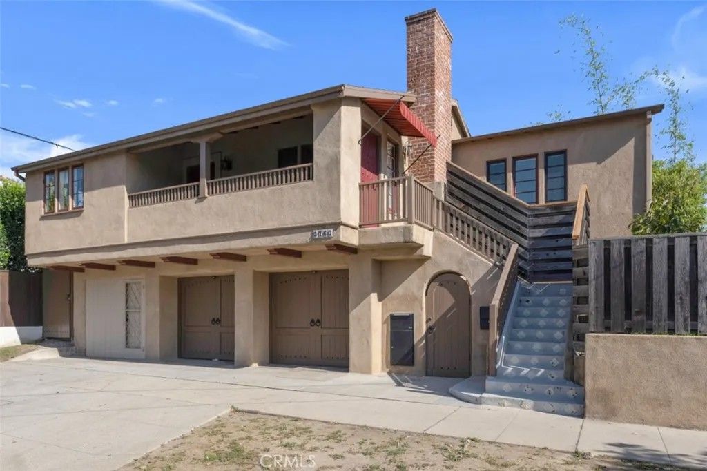 Photo of 3760 Dover Street, Los Angeles, CA 90039 (MLS # SR26077605)